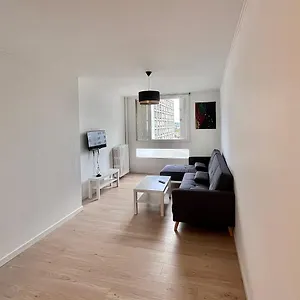 Apparemment Spacieux T5 Appartement