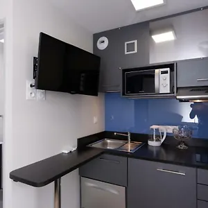 Appartement At In, Lyon