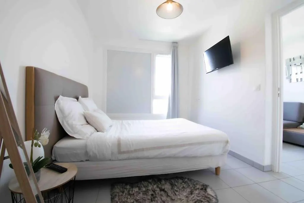 Apartament Le Tony Garnier Check In H24 Wifi Lyon Francja